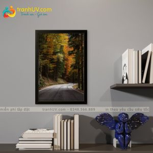 Tranh Lối nhỏ giữa rừng thu - PC058